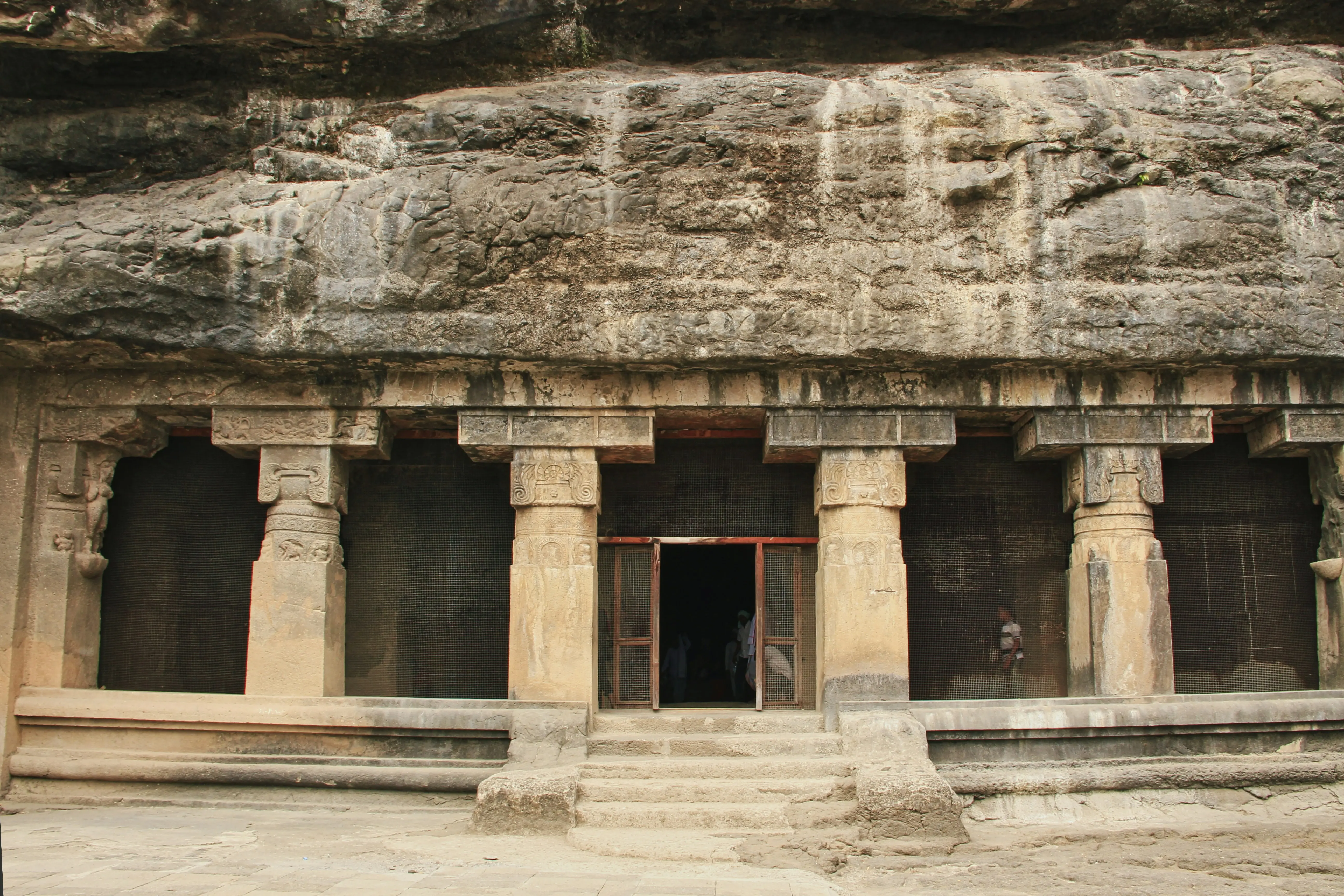 Nagadeepa Temple